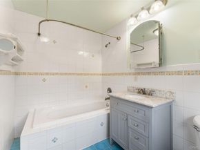 1 Winslow Circle, Tuckahoe NY 10707