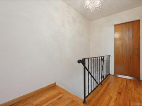 6239 Douglaston Parkway 19, Douglaston NY 11362