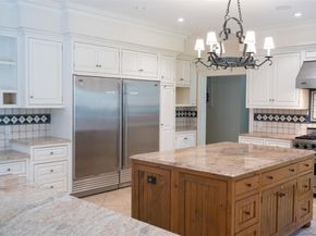 10 Emerson Court, Hampton Bays NY 11946