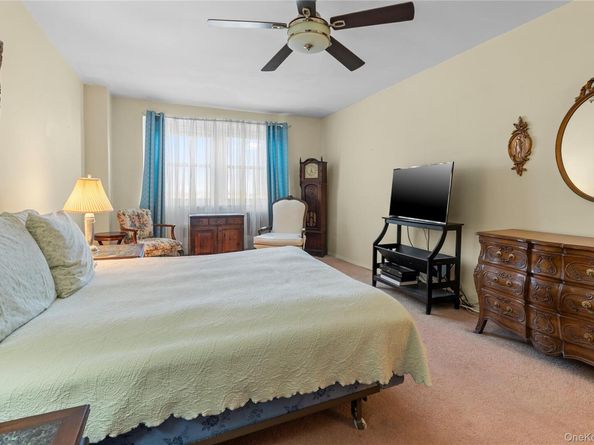 711 Shore Road 3B, Long Beach NY 11561