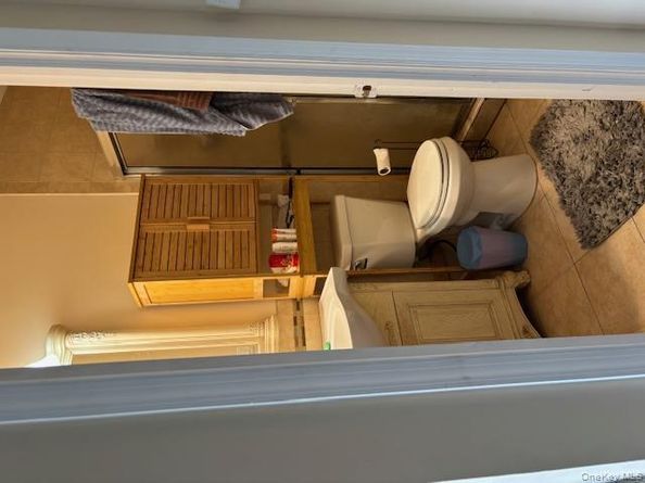 461 1st Avenue, Lindenhurst NY 11757