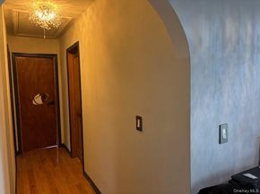 461 1st Avenue, Lindenhurst NY 11757