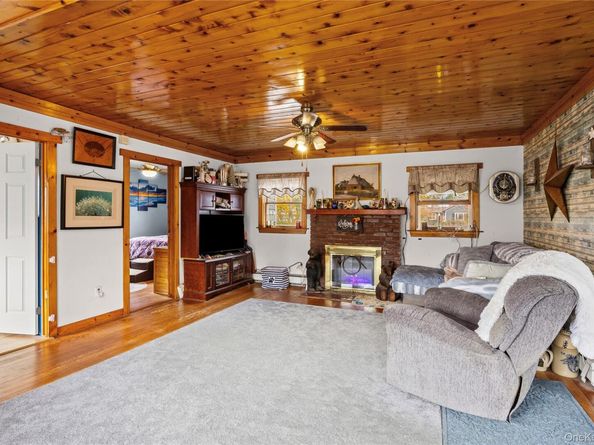 1 Elm Road E, Mastic Beach NY 11951