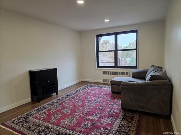 84-01 Main Street 506, Briarwood NY 11435