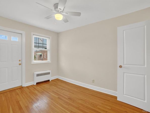 223 1/2 Delano W Avenue, Yonkers NY 10704