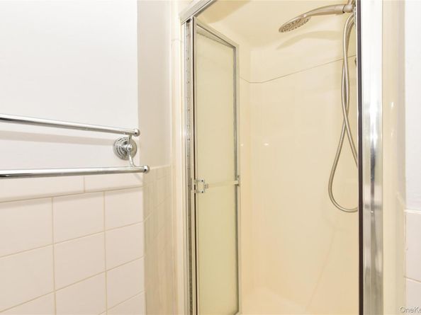 142 I U Willets Road, Albertson NY 11507