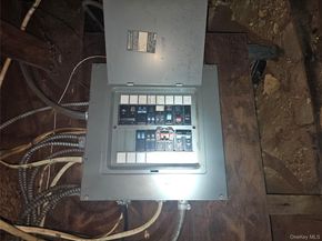 49 Arnold Avenue S, West Babylon NY 11704