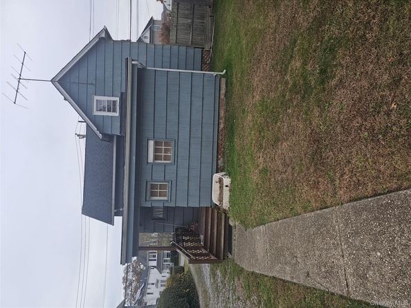 49 Arnold Avenue S, West Babylon NY 11704