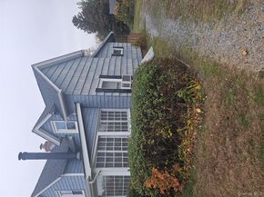 49 Arnold Avenue S, West Babylon NY 11704