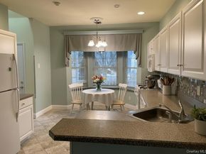 6 Oyster Cove Lane, Blue Point NY 11715