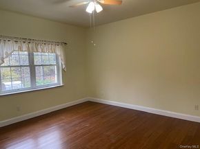 6 Oyster Cove Lane, Blue Point NY 11715