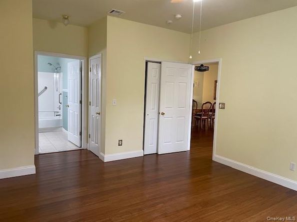 6 Oyster Cove Lane, Blue Point NY 11715