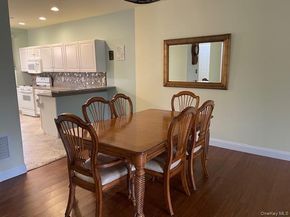 6 Oyster Cove Lane, Blue Point NY 11715