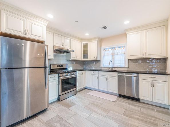 4515 Browvale Lane, Little Neck NY 11362