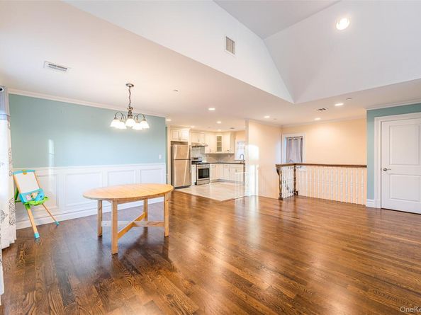 4515 Browvale Lane, Little Neck NY 11362