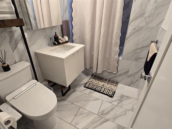 148-09 Northern Boulevard 2O, Flushing NY 11354