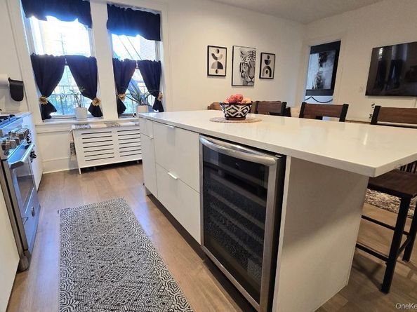 148-09 Northern Boulevard 2O, Flushing NY 11354