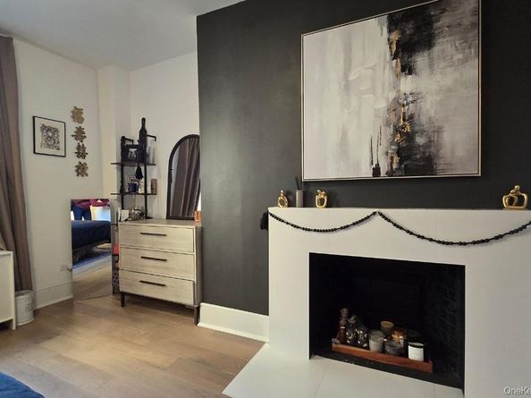 148-09 Northern Boulevard 2O, Flushing NY 11354