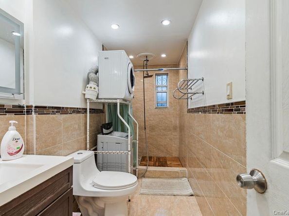 727 Euclid Avenue, Brooklyn NY 11208