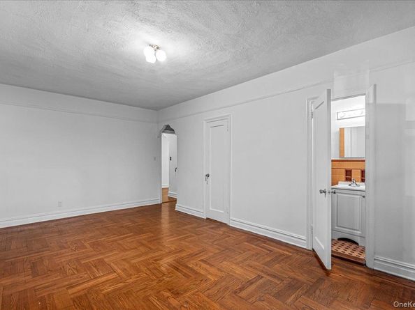 35-30 73 Street 1F, Jackson Heights NY 11372