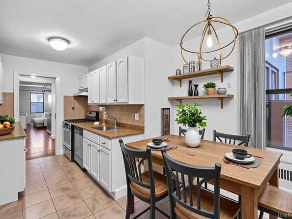 35-30 73 Street 1F, Jackson Heights NY 11372