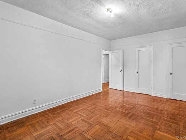 35-30 73 Street 1F, Jackson Heights NY 11372