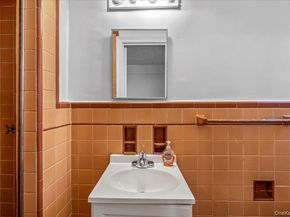 35-30 73 Street 1F, Jackson Heights NY 11372