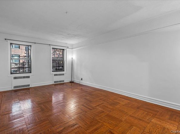 35-30 73 Street 1F, Jackson Heights NY 11372