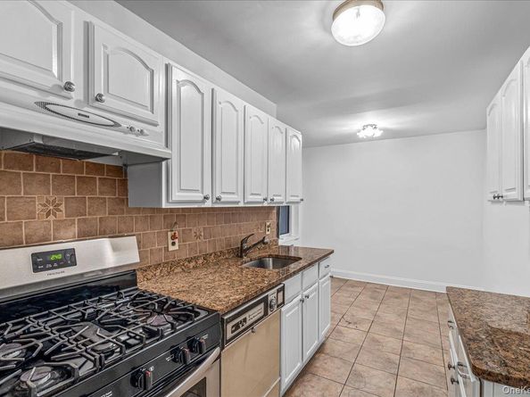 35-30 73 Street 1F, Jackson Heights NY 11372