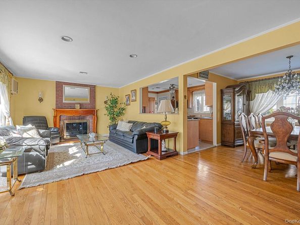 40 Vassar Street, Garden City NY 11530