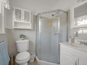 40 Vassar Street, Garden City NY 11530