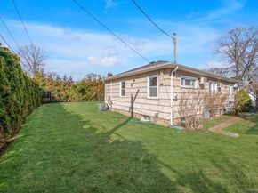 40 Vassar Street, Garden City NY 11530