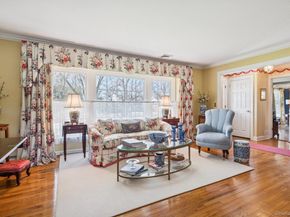 31 Fox Hunt Lane, Cold Spring Harbor NY 11724