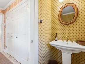 31 Fox Hunt Lane, Cold Spring Harbor NY 11724