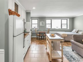 315 Atlantic Avenue 1N, East Rockaway NY 11518