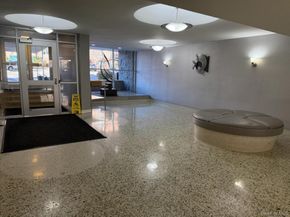 209-39 23 Ave 4K, Bayside NY 11360