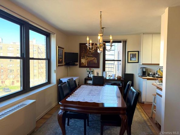209-39 23 Ave 4K, Bayside NY 11360