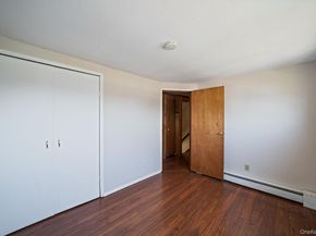 7 Woodpecker Lane, Levittown NY 11756
