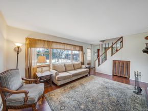 7 Woodpecker Lane, Levittown NY 11756