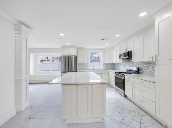 94 jeffery Lane, Oceanside NY 11572