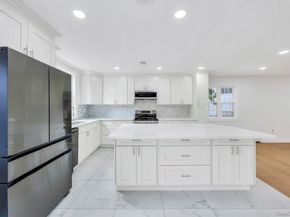 94 jeffery Lane, Oceanside NY 11572