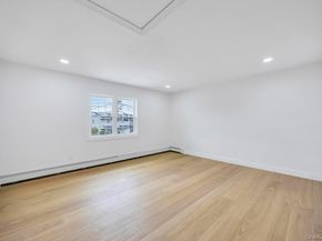 94 jeffery Lane, Oceanside NY 11572