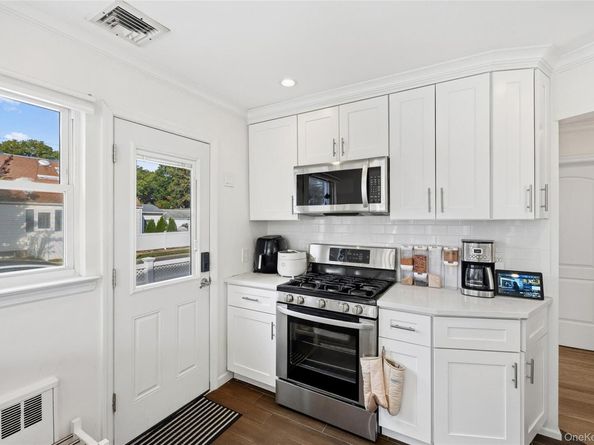 700 Covert Avenue, New Hyde Park NY 11040