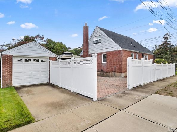 700 Covert Avenue, New Hyde Park NY 11040