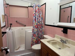14 Fairview Road, Hampton Bays NY 11946
