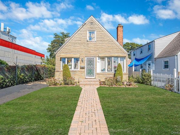221 Alabama Avenue, Hempstead NY 11550