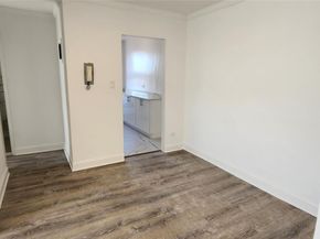 222-89 Braddock Ave 5A, Bellerose NY 11428