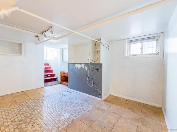 31-39 84th Street, Jackson Heights NY 11370