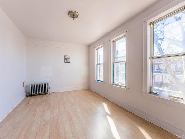 31-39 84th Street, Jackson Heights NY 11370