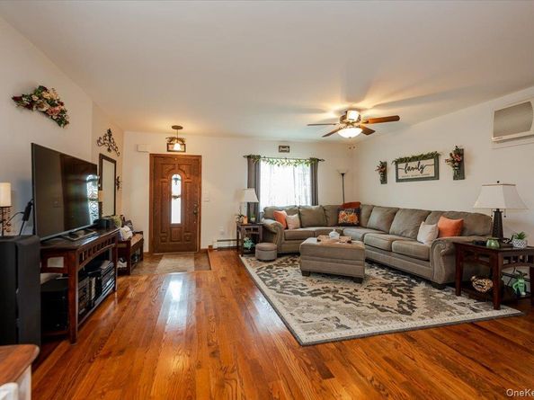 165 Davis Avenue, Inwood NY 11096